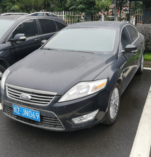 川zjn069蒙迪欧牌caf7230a-轿车